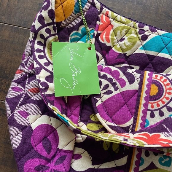 Vera Bradley Clare Crossbody Quilted Cotton plum floral crazy purse - Picture 4 of 13